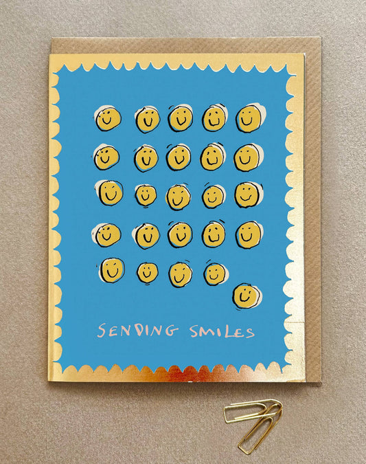 'Sending Smiles ' Greetings card FP3556